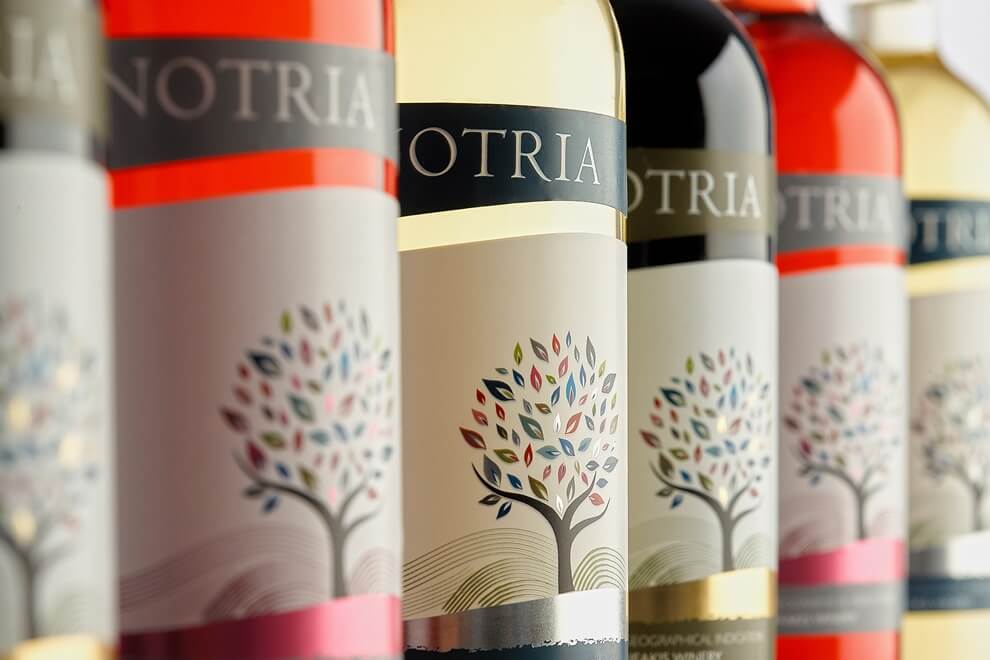 New and current vintages of Douloufakis Wines