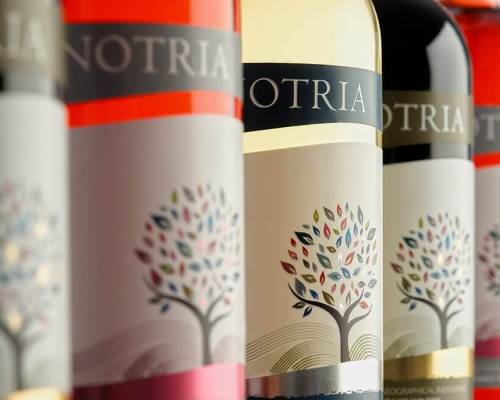 New and current vintages of Douloufakis Wines